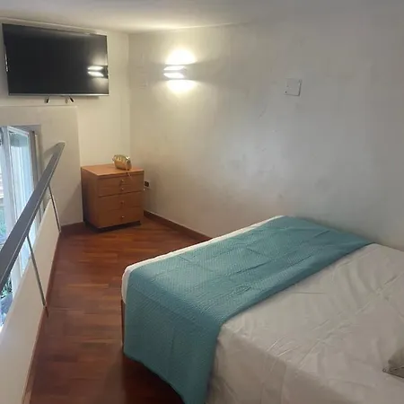 A 2 Passi Dal Lungomare Napoli Apartment Exterior photo